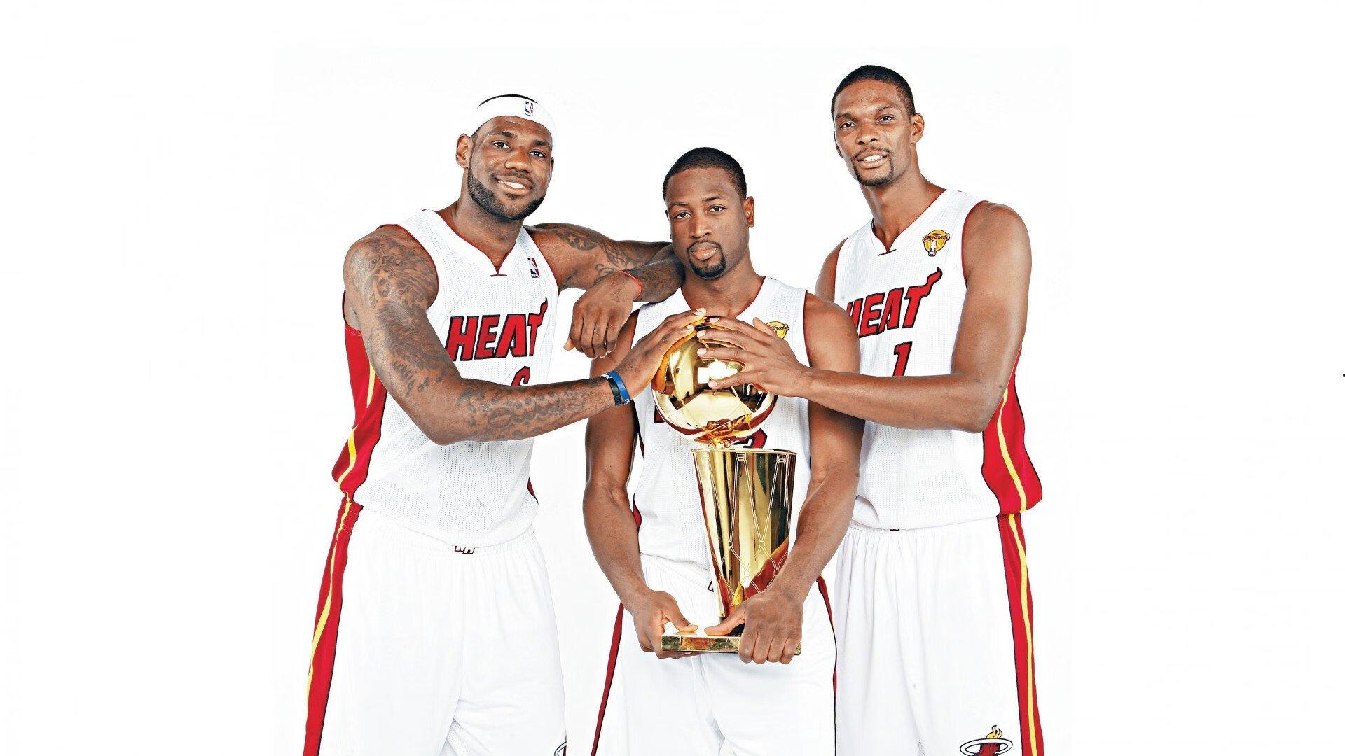 世俱杯激活夏窗！全球32强豪掷14亿引援，切尔西独揽近3亿，七队零投入引热议